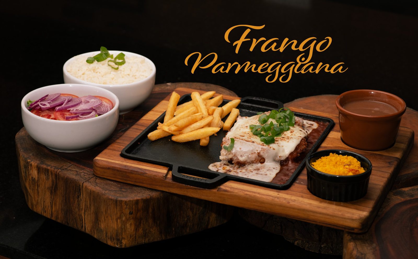 Filé de Frango Parmeggiana — cardápio do Hotel Holambra